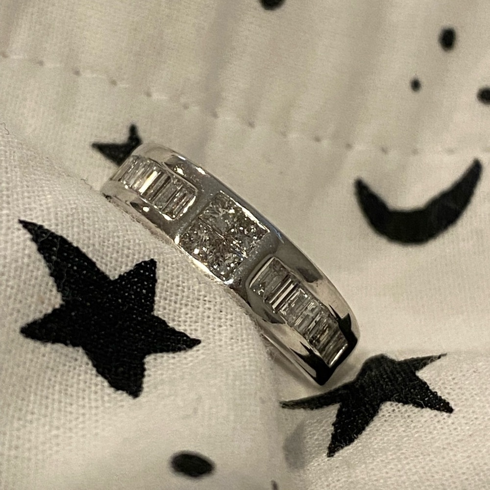 💎 14K Diamond Ring 💎 - Picture 2 of 12